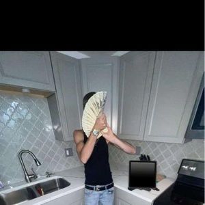 Meet your Posher, Zechariah